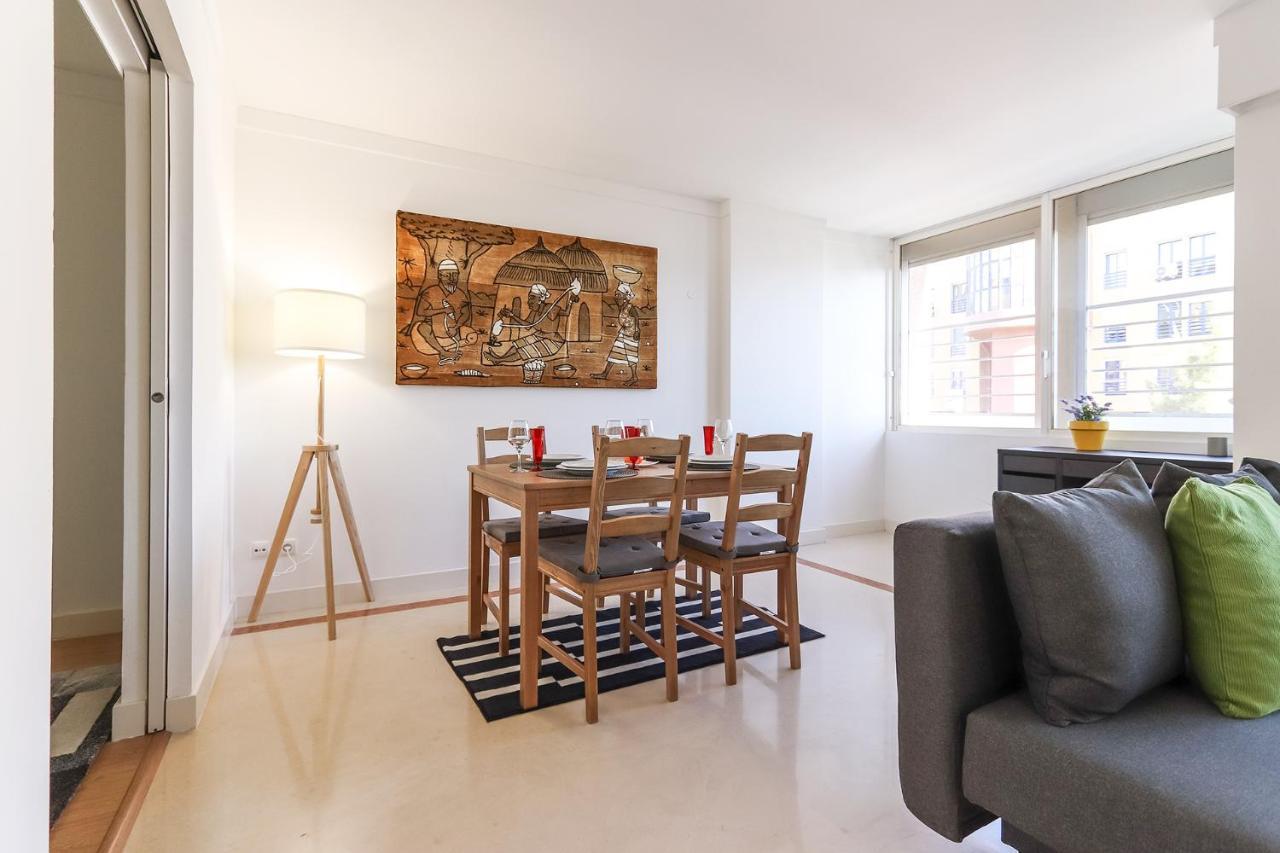 Lisbon Flower 360º - Your Lovely Flat With Pool And Parking Extérieur photo